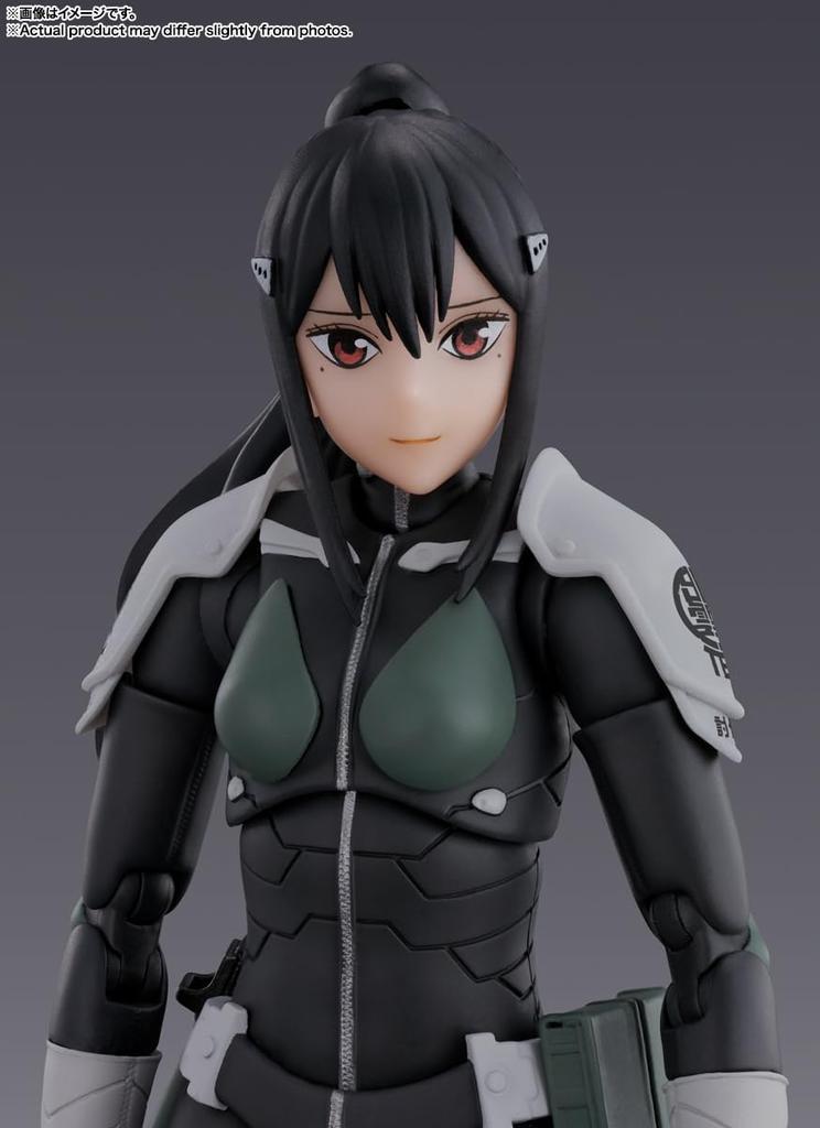 TAMASHII NATIONS Kaiju 8 White Mina 140mm malovaná pohyblivá figurka SHFiguarts č.. Cca. PVC a ABS