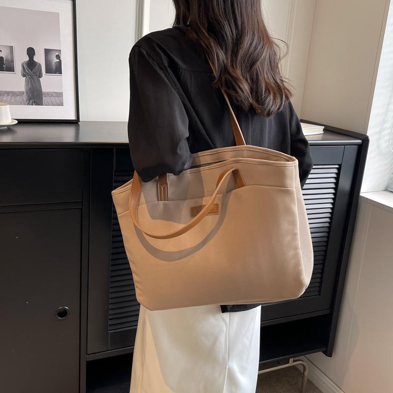 Dámská minimalistická velká taška - Vícekomorová kabelka přes rameno do ruky, Nové letní plátno na dojíždění
