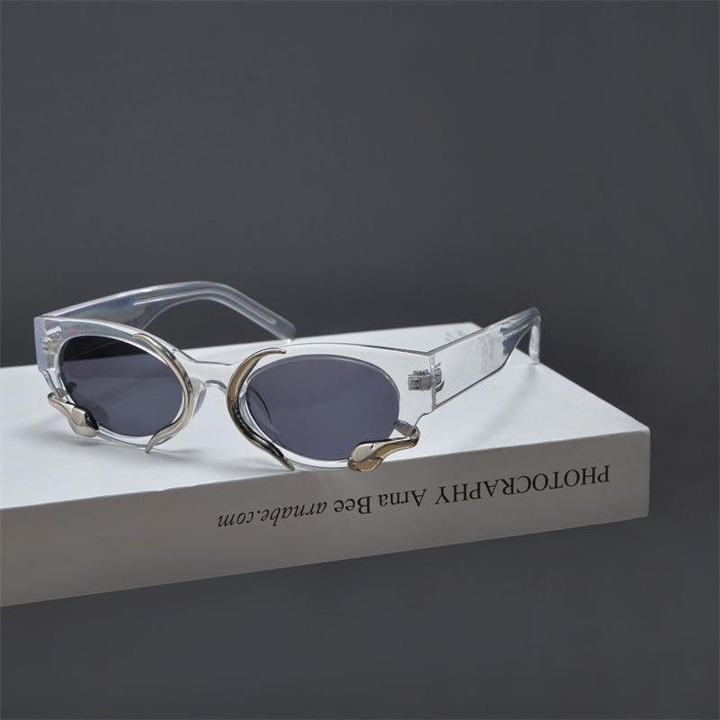 1pc Retro Small Frame Three-Dimensional Snake Y2k Spicy Girl Personality Street Po Trend Men And Women'S Sunglasses Shades