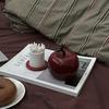 Apple-Shaped Ceramic Toothpick Holder with Lid Elegant Home Kitchen Accessory