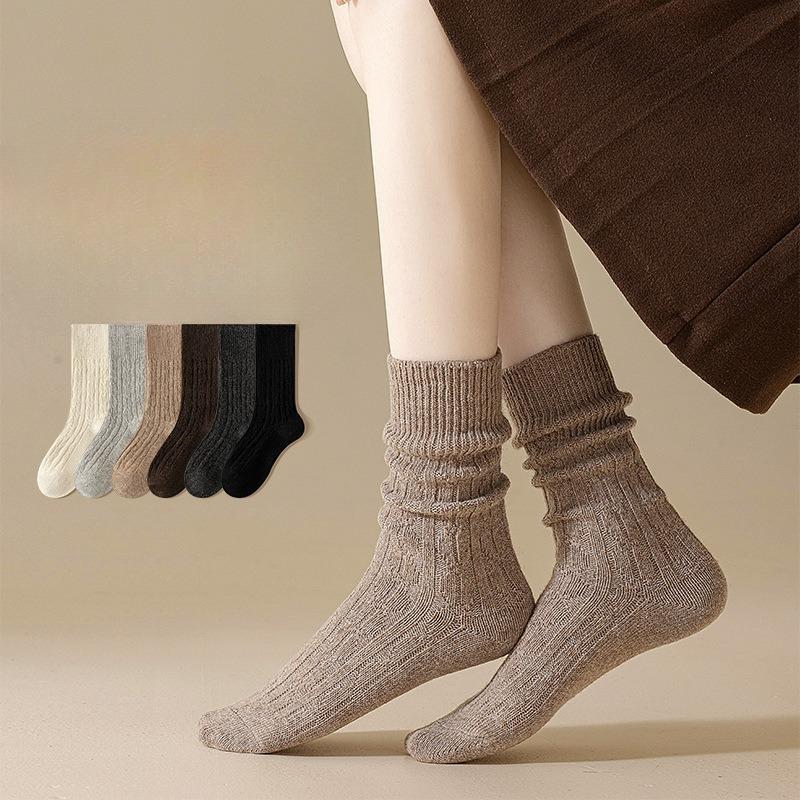Autumn and Winter Wool Socks for Women, Long Tuft Socks, Solid Color Thickened Warm Postpartum Socks, Mid-calf Socks