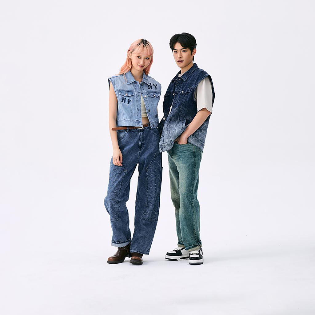 New MLB New York Yankees SS25 Denim Vest Women's Light Blue 3FVTG0151-50BLL