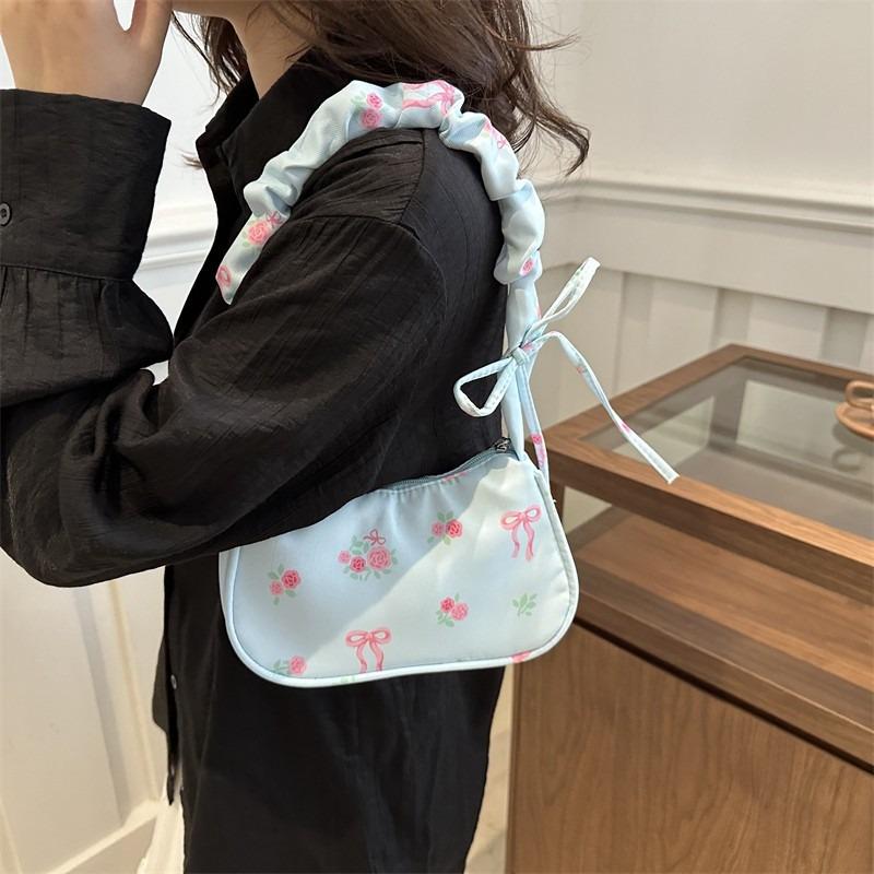 Underarm bag Women's bag Small floral messenger bag New niche versatile messenger bag Folded shoulder bag