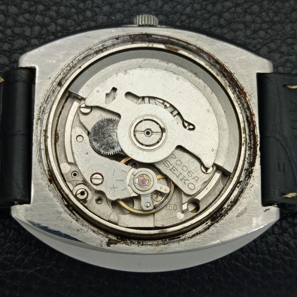 AUTOMATIC VINTAGE SEIKO 5 JAPAN 7006A MENS ARABIC BLUE DIAL WATCH A702456-5 R124-a702456