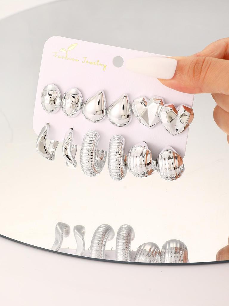 Elegant Geometric Gold Circle Earrings Set - Bold, Creative Design