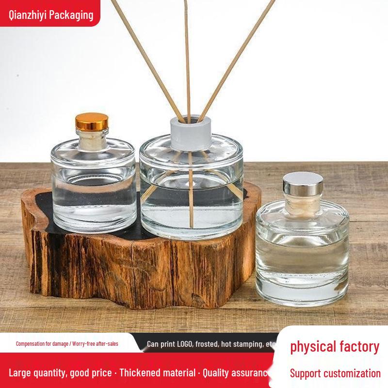 Flameless Aromatherapy Glass Diffuser - Transparent Cylindrical Bottle with Rattan Reeds for Home Decor