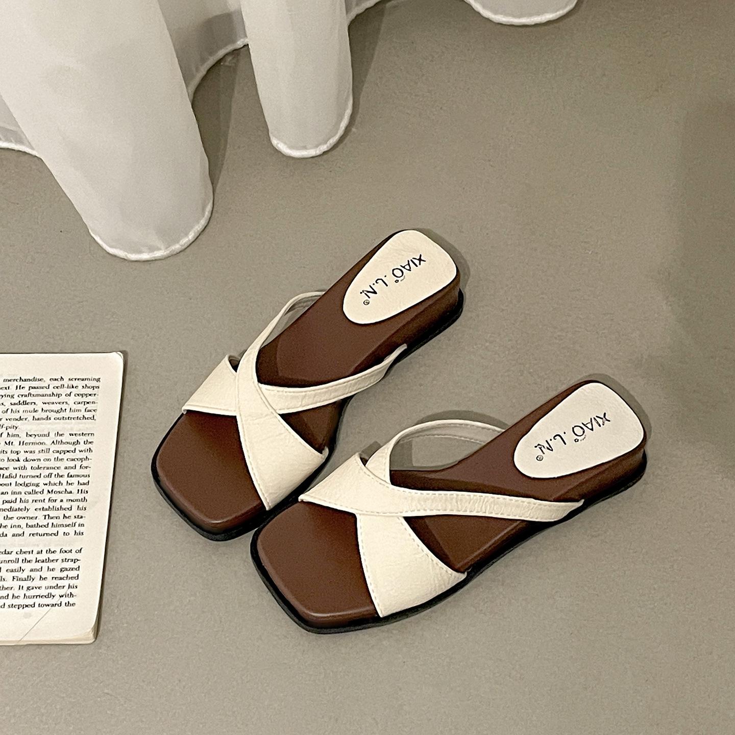 Queen Fan s explosive silver wedge heel one-word slippers, non-slip and cool slippers for summer wear 35