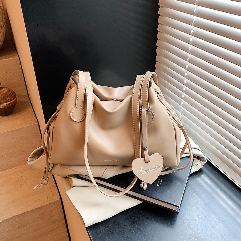 Bags Large Capacity Women's Handbags 2025 New Commuter Underarm Bags Soft Surface Folded Tote Bags Simple Messenger Bags