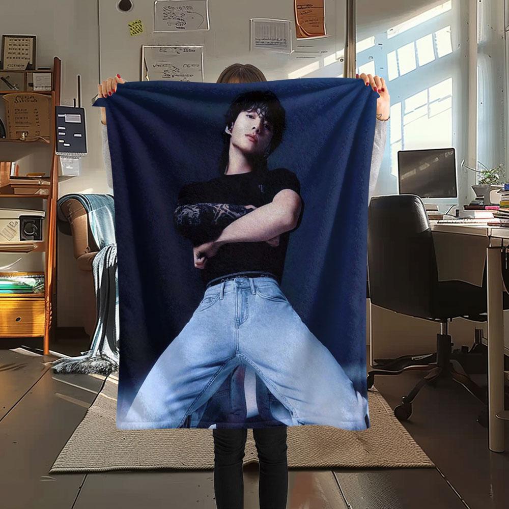 K-POP Jeon Jung Kook Printing Flannel Blanket Bedroom Sofa Camping Warm Blanket Gifts for Family and friends-MJ006