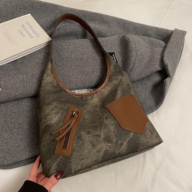 

Новая весенняя ретро сумка через плечо с контрастными цветами, большая вместимость, простая сумка кроссбоди, нишевый дизайн для поездок на работу, сумка-тоут