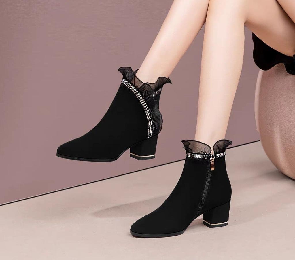 Herbst- und Winter Strassspitze Mattes Weichleder Dicke Ferse Kurze Stiefel Damen Mittelhoher Absatz 2025 Neue Weichleder Damenstiefel Stiefeletten