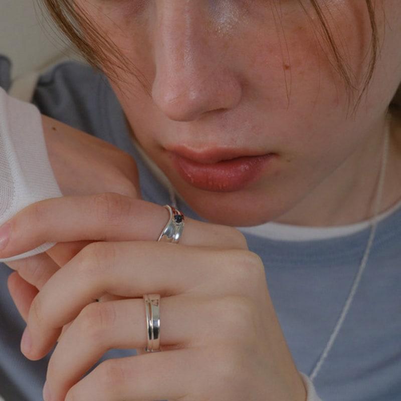 Reve Melting Stone Ring