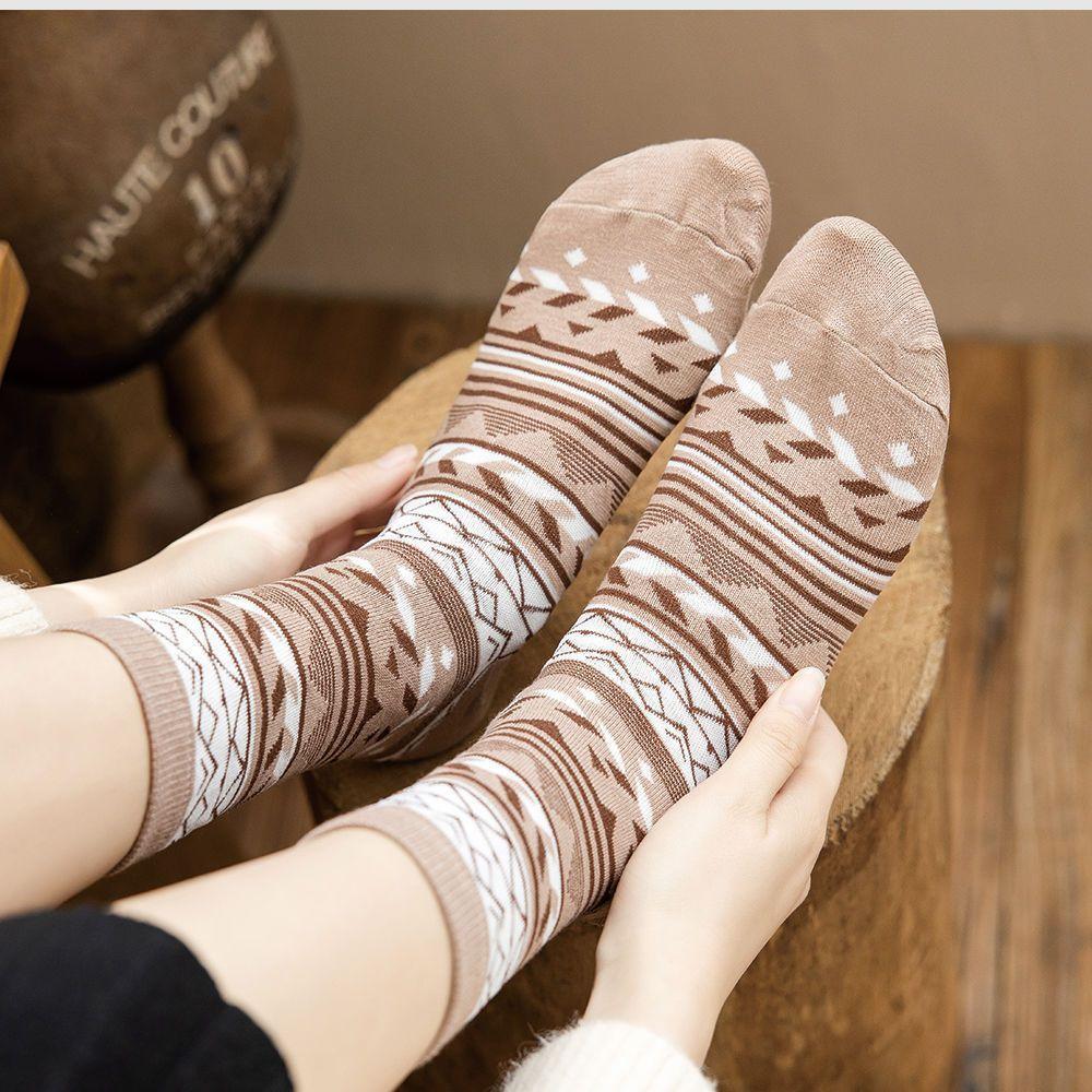 5 Pairs Women Winter Socks Fashion Thickened Warm Socks Retro Grid Middle Tube Girls Socks