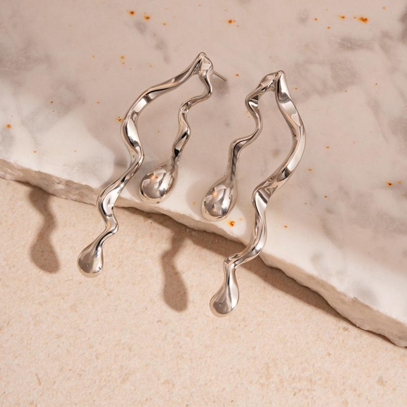 Fashion Twisted Metal Irregular Stud Earrings for Women Personality Fashion Retro Water Drop Earrings Party Accessories Gift