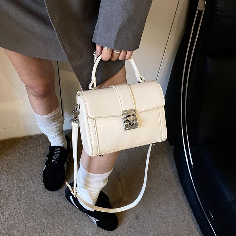 Premium Texture Small Bag Women's 2025 New Fashion Simple Shoulder Small Square Bag Messenger Bag