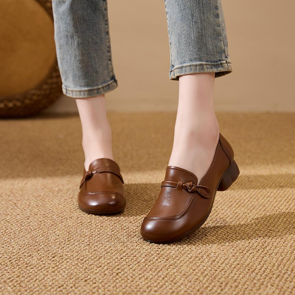 Leather Soft-soled Mother Shoes Spring and Autumn New Women's Shoes Middle-aged and Elderly Single Shoes Middle Heel Comfortable Versatile 