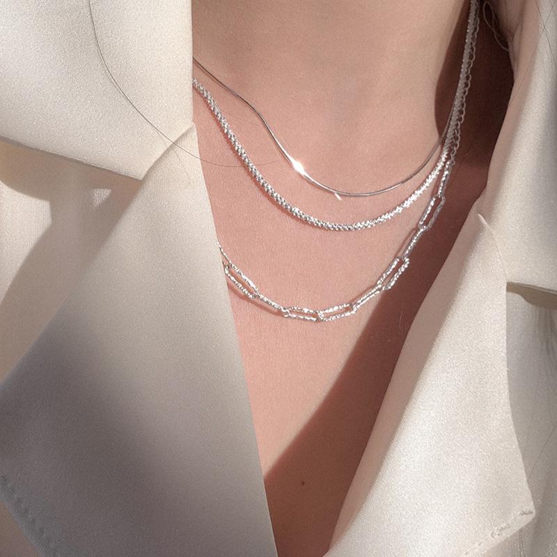 Korean Retro Starry Sparkle Necklace: Women's Temperament Clavicle and Snake Bone Chain Jewelry