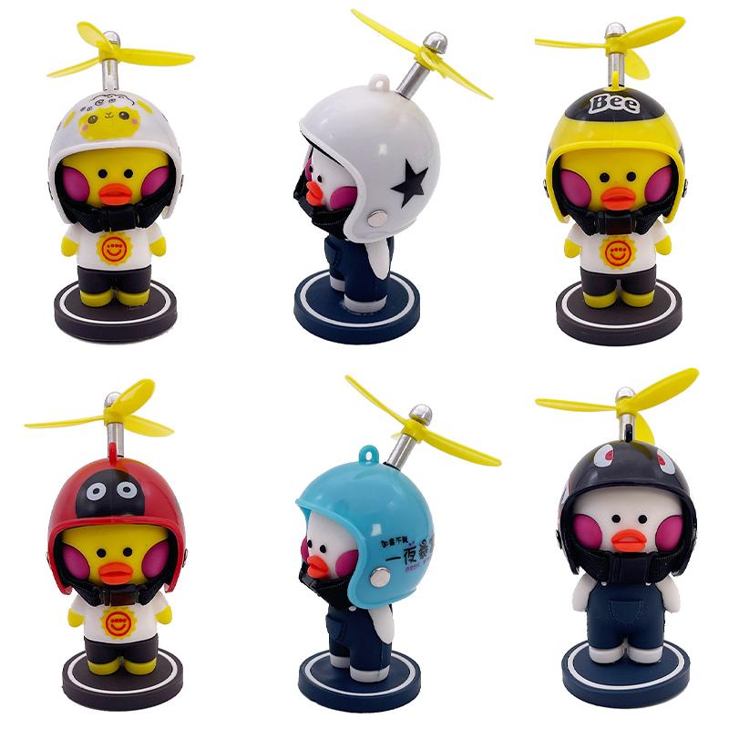 Broken Wind Yellow Duck With Helmet For Bike Motor Auto Car Accessories Wind-breaking Duck Car Interior Decoration