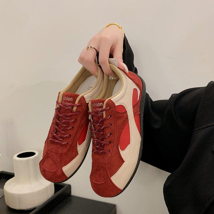 2025 autumn new niche design Maillard retro color matching Forrest Gump burgundy German training shoes versatile sports and leisure shoes