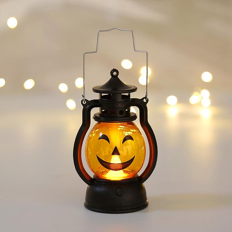 Halloween Pumpkin & Skull Lantern - Handheld Oil Lamp Decoration for Party Atmosphere