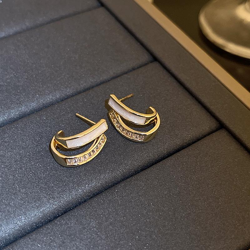 

Элегантные серьги, маленькие и изысканные, модные и универсальные серьги 1#