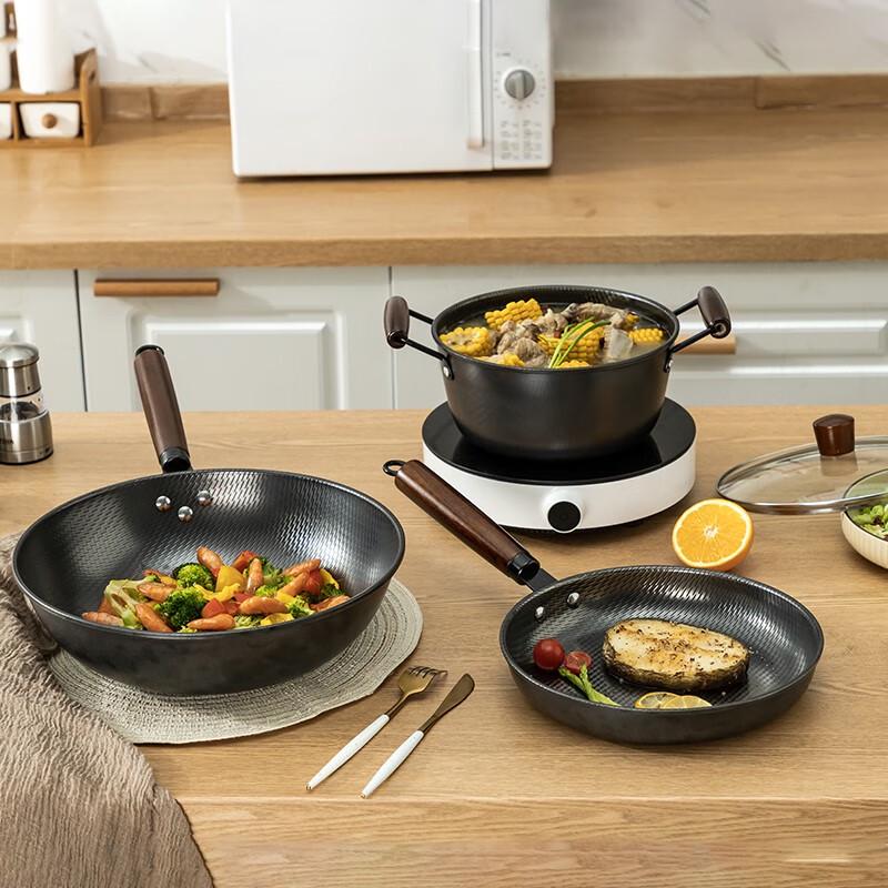 

EMUND Mercedes Forged Cookware 3-Piece Set