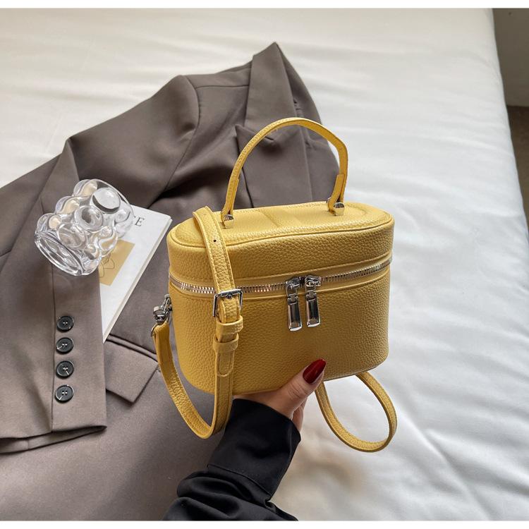 

Retro women s bags, popular bucket bags, daily lychee pattern messenger bags, foreign style small square bags, fashionable boxes, cosmetic bags. жёлтый