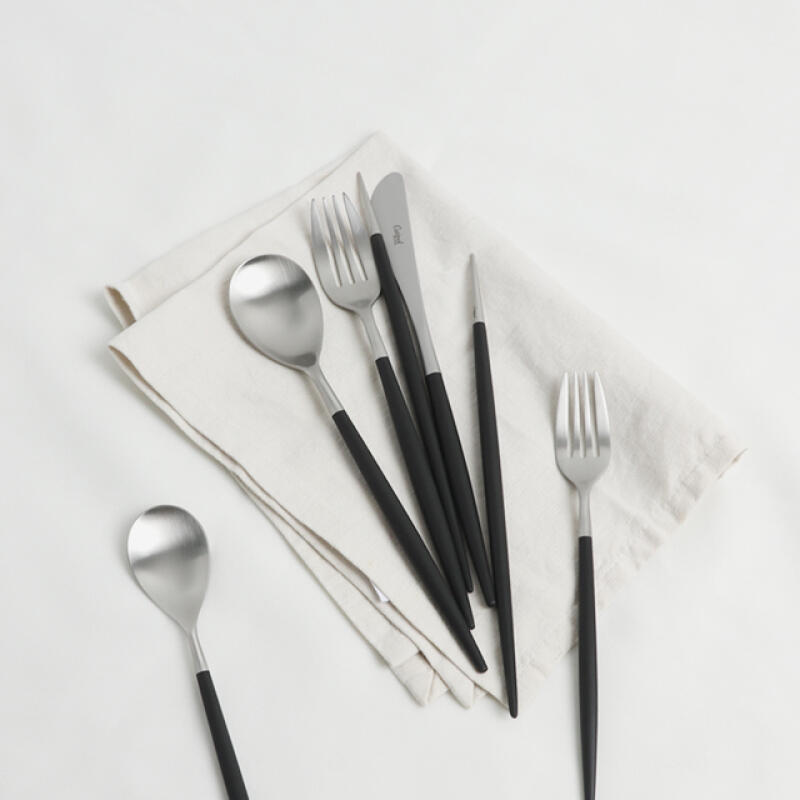 Mio Black Dinner Knife