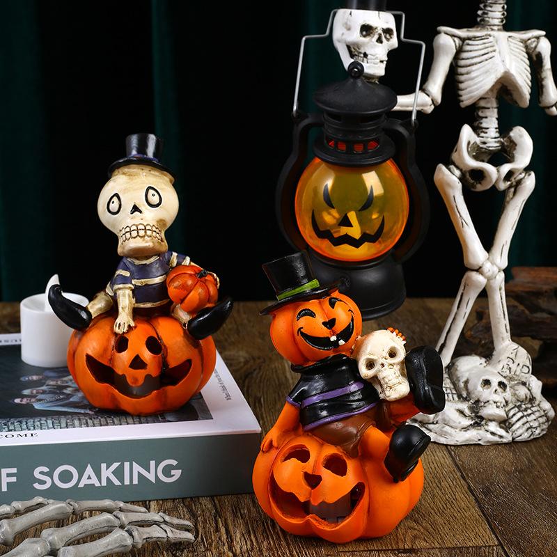 Creative Glowing Skull Ornaments for Halloween Decorations, Multi-colored Flashing Pumpkin Lanterns for Halloween Party Setup Props