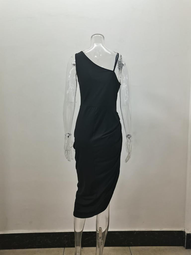 2023 Women's Solid Color One-Shoulder Ruffled Evening Gown with Sexy Slit