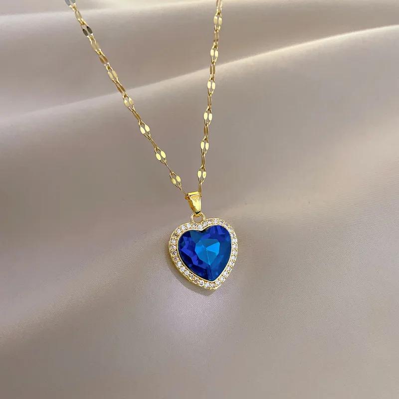 Women's 316L Stainless Steel Heart-Shaped Pendant Necklace with Big Blue Zircon Fashion Clavicle Chain Jewelry Gift for Girls