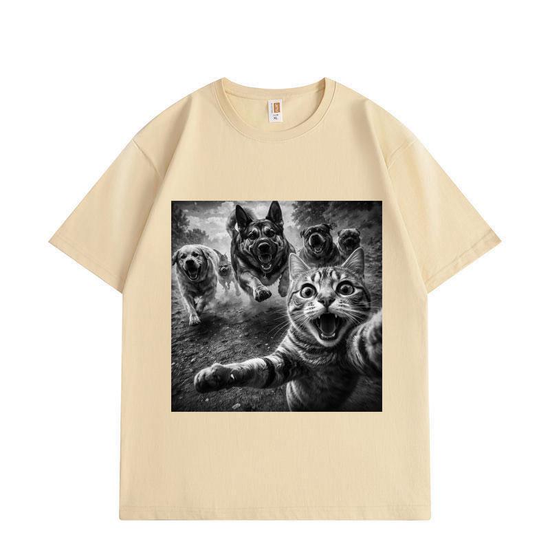 Funny Dog Chase Cat Meme Graphic T Shirts Men Wmen Fashion Vintage Short Sleeve T-shirt Summer Casual Cotton T-shirts