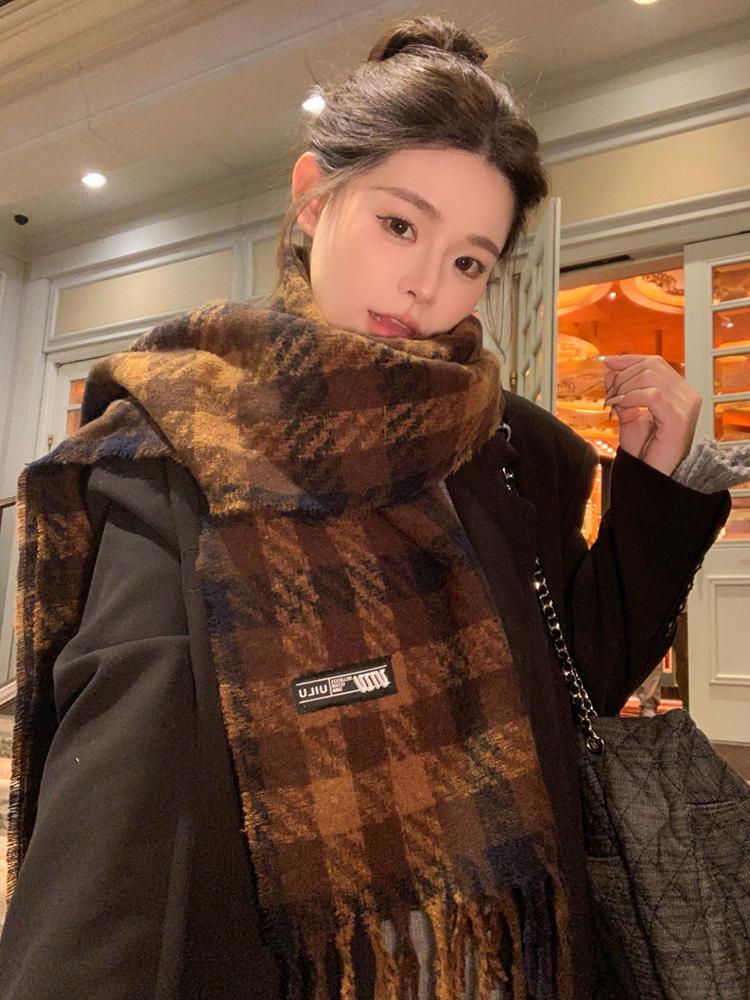 Women Red Green Plaid Tassel Knitted Scarf Headscarf Ladies Men Casual Warm Scarve Mujer Wrap Shawl New Unisex Winter Christmas