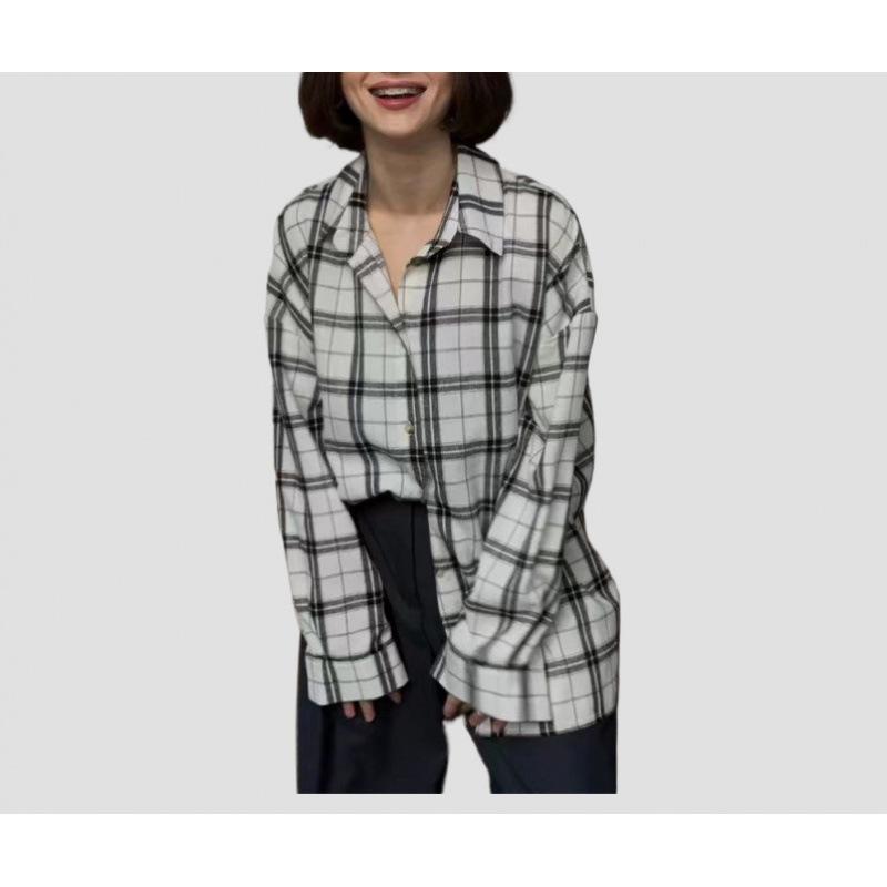 Women's Retro Plaid Long Sleeve Loose Lapel Shirt for Spring and Autumn