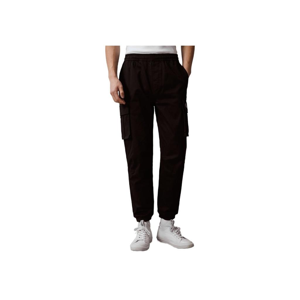 Calvin Klein Letter Embroidered Cargo Pocket Elastic Waist Cuffed Casual Pants Men bottoms Space-Black J325561
