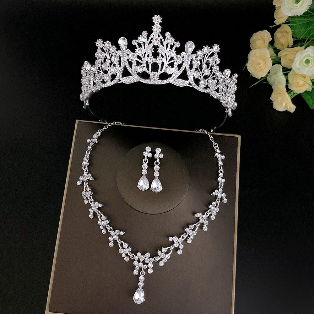 A Three-piece Set of Bride's Crown Necklace and Earrings
