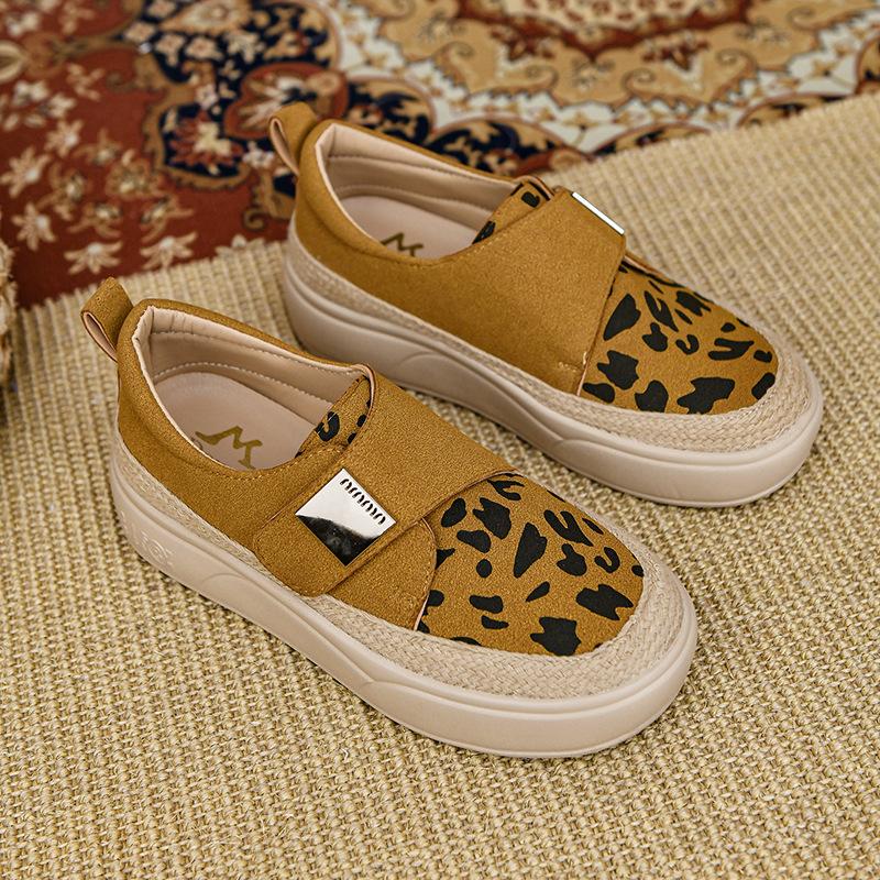 

Повышающие рост кеды с леопардовым принтом, женский дизайн, нишевые, осенние новинки, на липучках, на толстой подошве, с внутренней платформой, увеличивающей рост, женская обувь 40 цветной печати леопарда