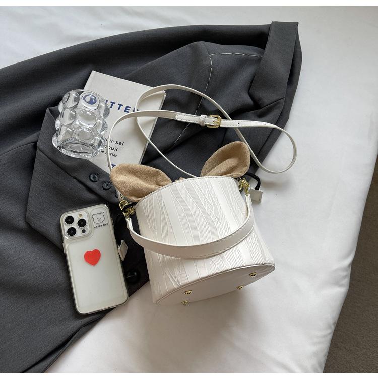 Temperament Bucket Handbags Women  New Popular Bow Drawstring One Shoulder Crossbody Bags Elegant Female Party Makeup bag