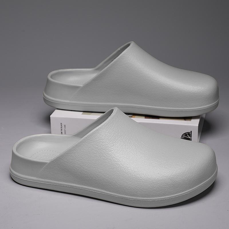 Fashion Men's Summer Outdoor Baotou Slippers Waterproof New Soft Bottom Large Couple Casual Shoes Anti Slip Work Fashion Slippers 2025
