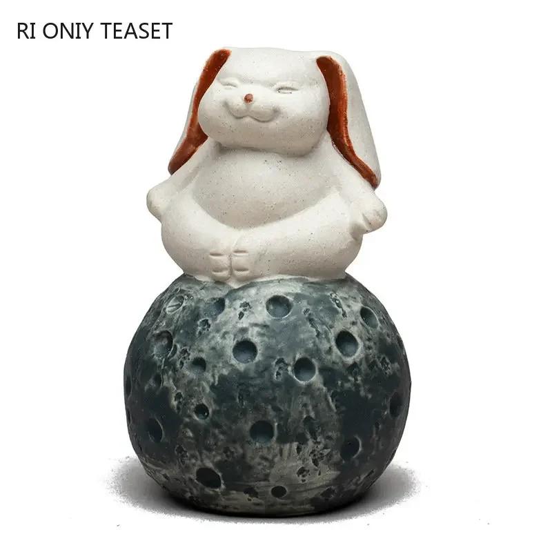 Chinese Yixing Handmade Sculpture Purple Clay Tea Pet Moon Rabbit Model Ornaments Tea Figurine Crafts Zisha Tea Set Decoration