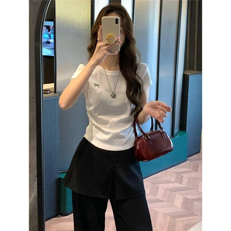 Women's Summer Petite Gray Embroidery Bow T-Shirt: Slim Fit, Straight Shoulder, Sweet & Spicy Short Sleeve Top