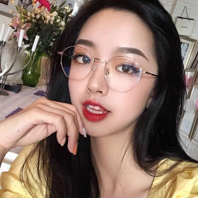 Anti-Blue Flat Glasses For Men And Women With The Same Fashionable And Versatile Student Myopia Finished Glasses