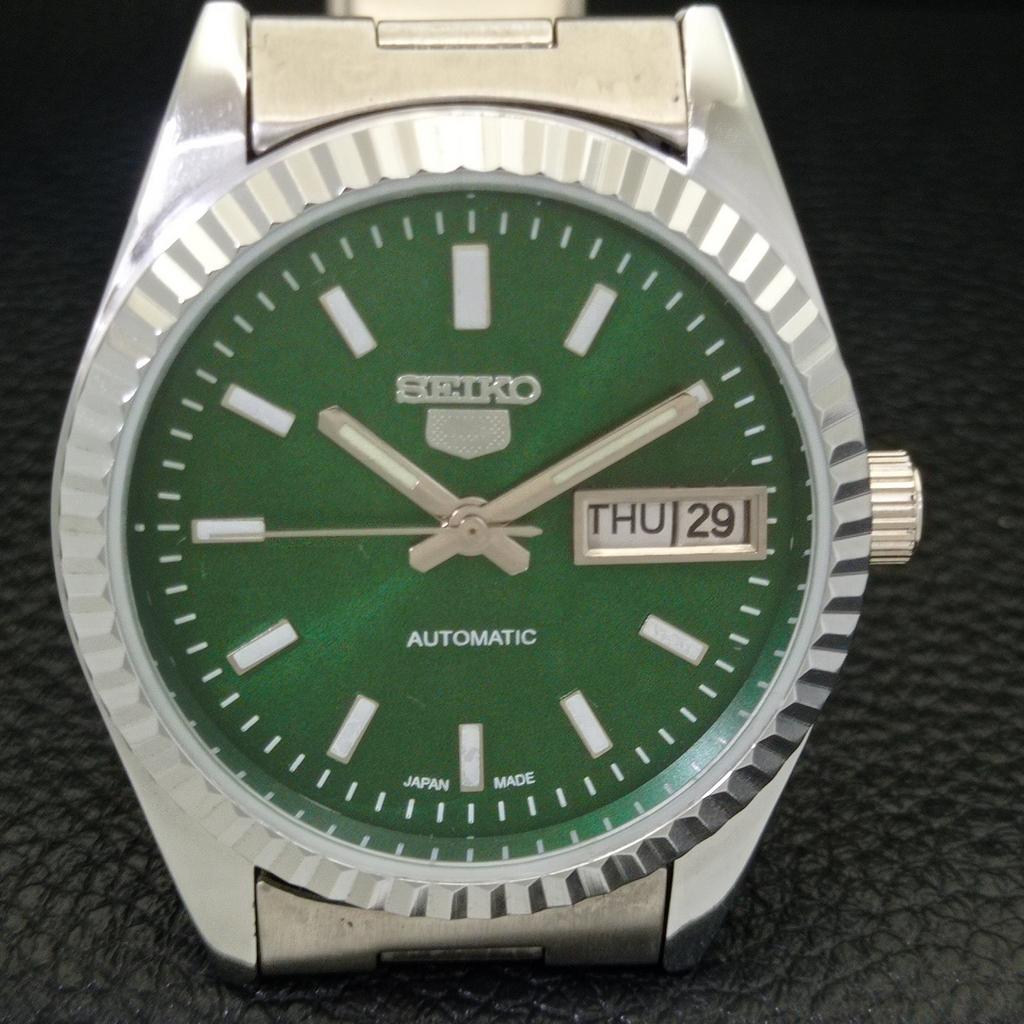 MENS VINTAGE REFURBISHED SEIKO 5 AUTOMATIC JAPAN GREEN DIAL WATCH A440601-9 Sk-a440601-1