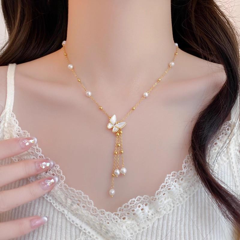 Elegant Butterfly Pendant Necklace With Freshwater Pearl Shell Tassel Lightweight Layered Locket Chain Women 2025
