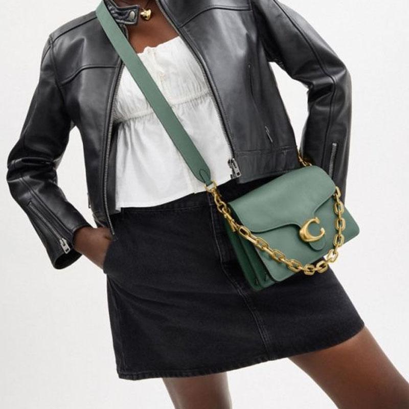 Coach Tygrysiasta Chain 26 Metalowe Logo Torba na Ramię z Łańcuszkiem Damska Torba na Ramię Szaro-Zielona CY919-B4SG