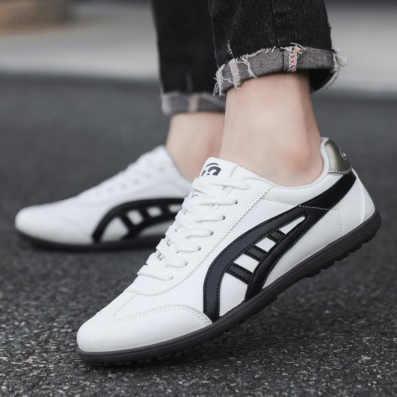 Men's Sports Shoes Casual Flat Light Forrest Gump Shoes Lace Up Board Shoes Breathable Canvas Shoes Classic Running Shoes