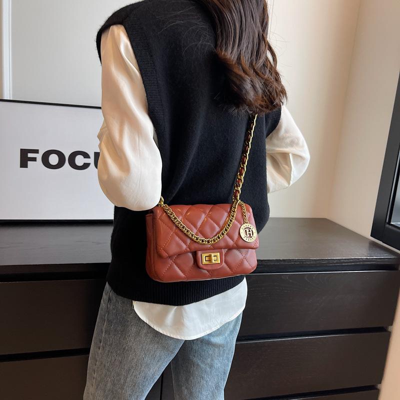 Premium Sense Bag Women 2025 New Niche Design Fashion Diamond Chain Bag Internet Celebrity Explosion Shoulder Messenger Bag