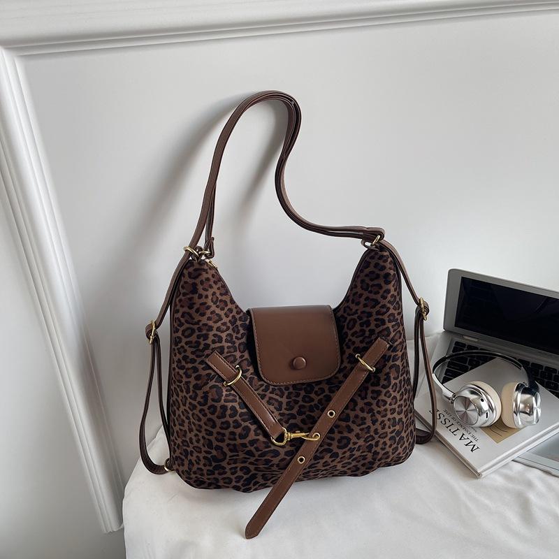 Fashion Women's Bag Single Shoulder Tote Bag Women's 2025 Autumn New Women's Bag Backpack Light Travel Backpack Women