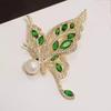 Elegant Green Butterfly Brooch: High-End Women's Lapel Pin for Suits and Cardigans