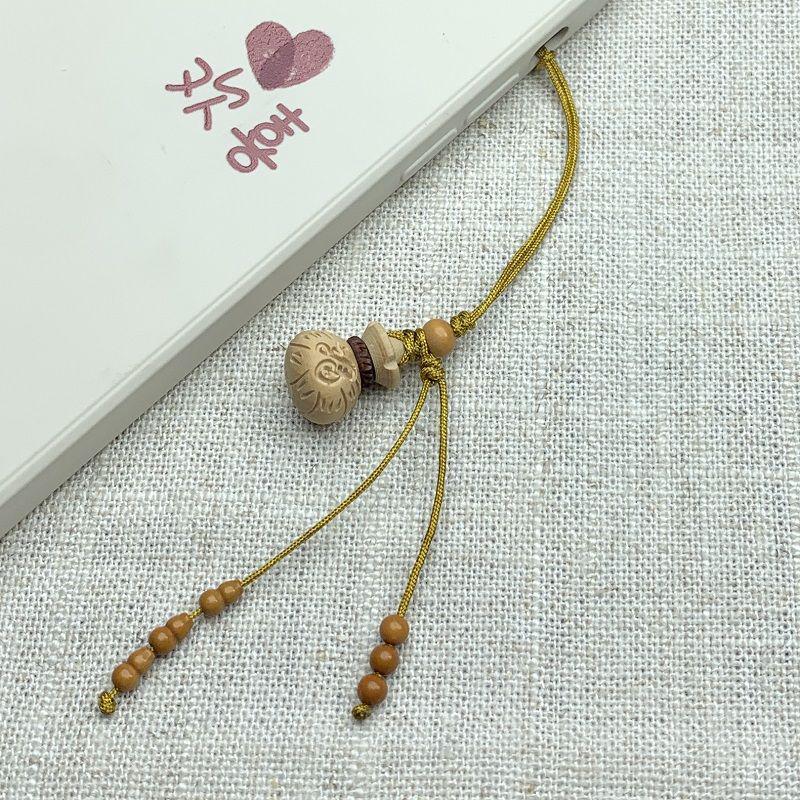 Peach Wood Lotus Plum Blossom Charm Keychain: Ancient-Style Pendant for Men & Women with Silk Flowers